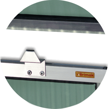 detalhe do suporte para descanso do braço articulado de acionamento do maxim-ar plus