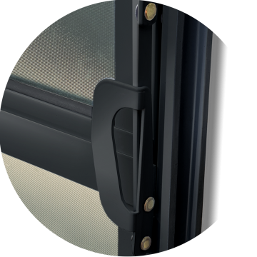 detalhe alavanca de acionamento e mecanismo de abertura Preto